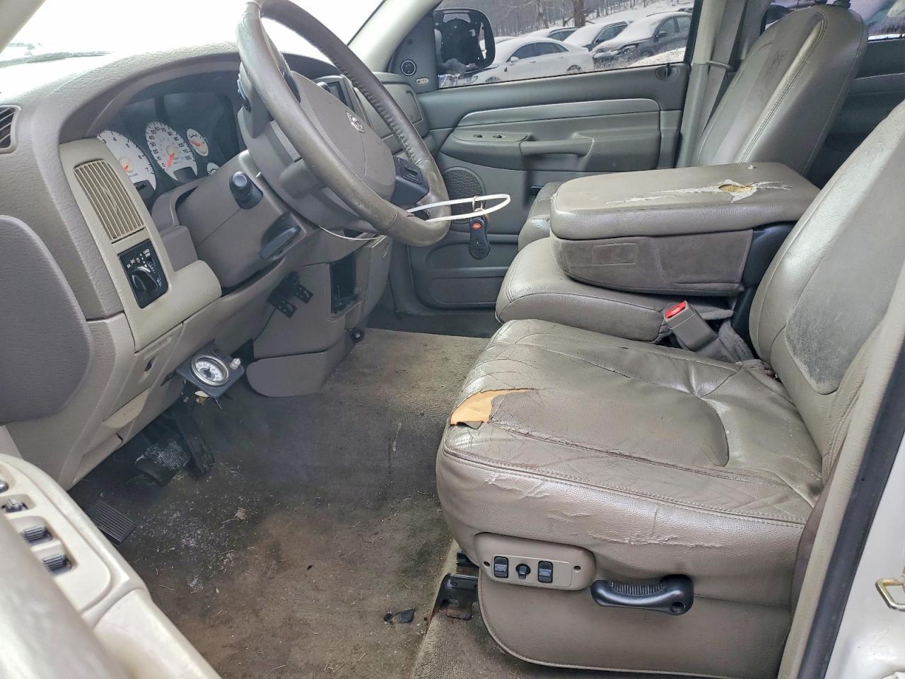 2004 Dodge RAM 1500 ST