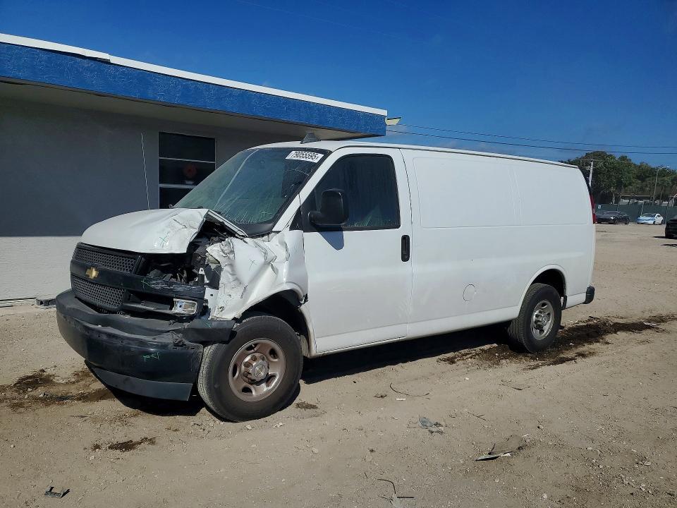 2020 Chev Express G2500