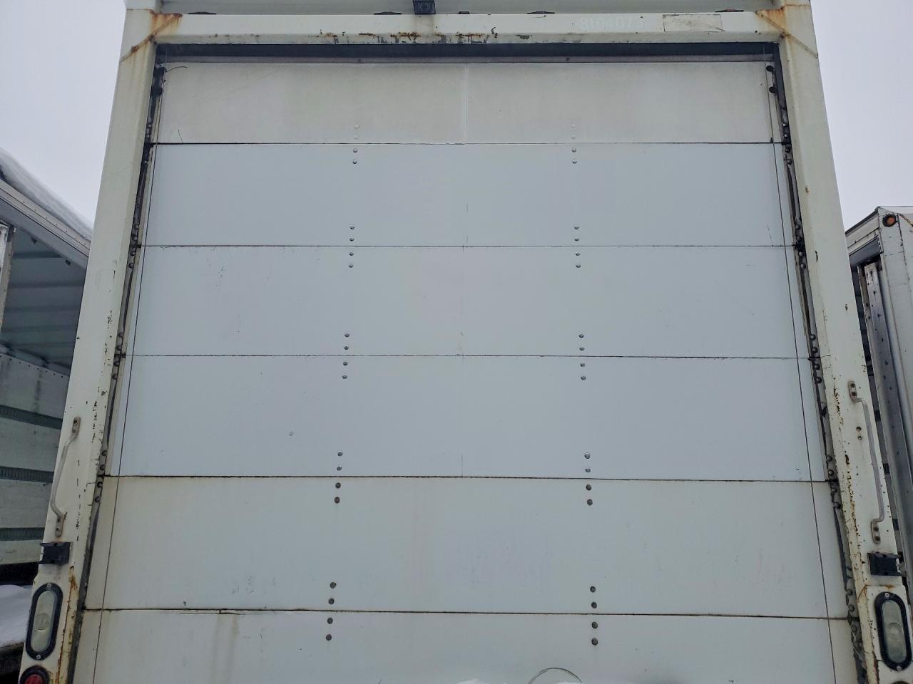 2015 Freightliner Business Class M2 BOX Truck