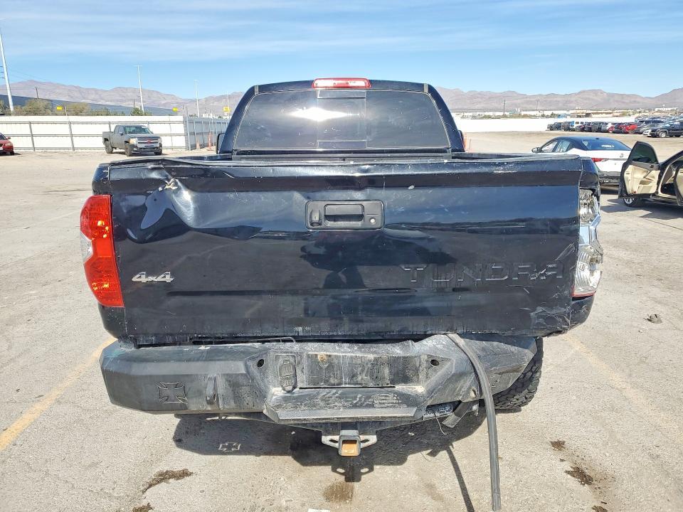 2014 Toyota Tundra SR5