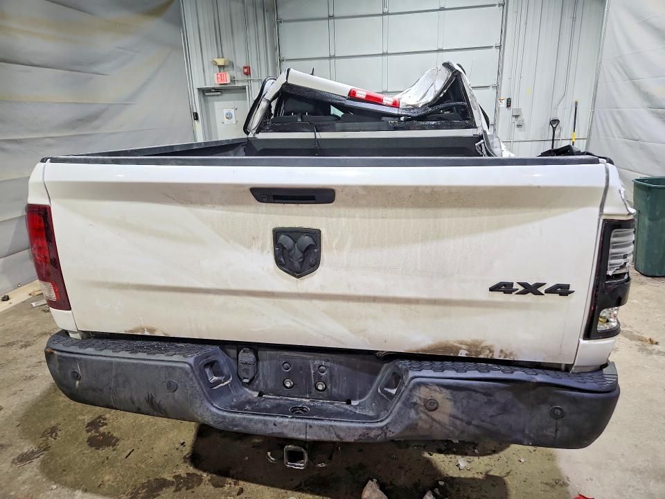 2022 Dodge Ram 1500 Classic slt