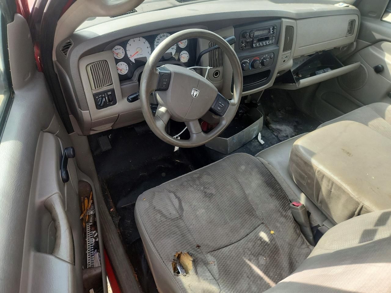 2004 Dodge RAM 1500 ST