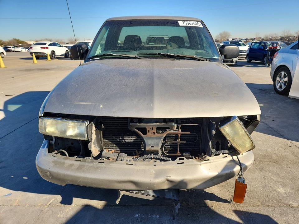 2001 Chevrolet S Truck S10