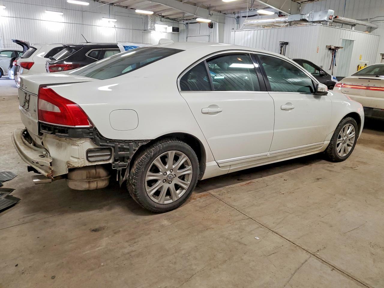 2010 Volvo S80 3.2