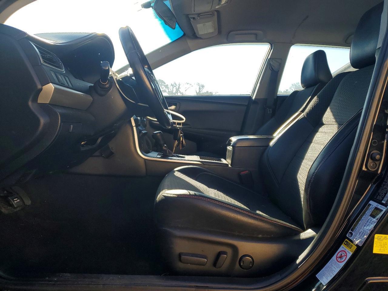 2015 Toyota Camry le