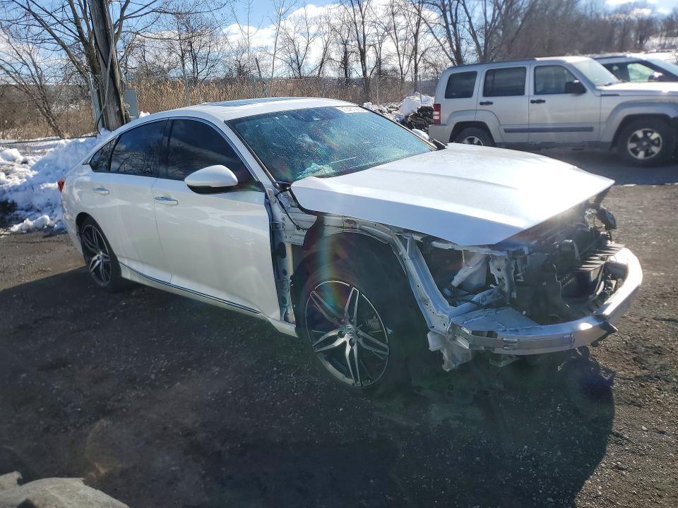 2022 Honda Accord Touring Hybrid