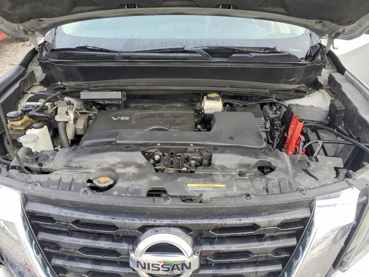 2017 Nissan Pathfinder s
