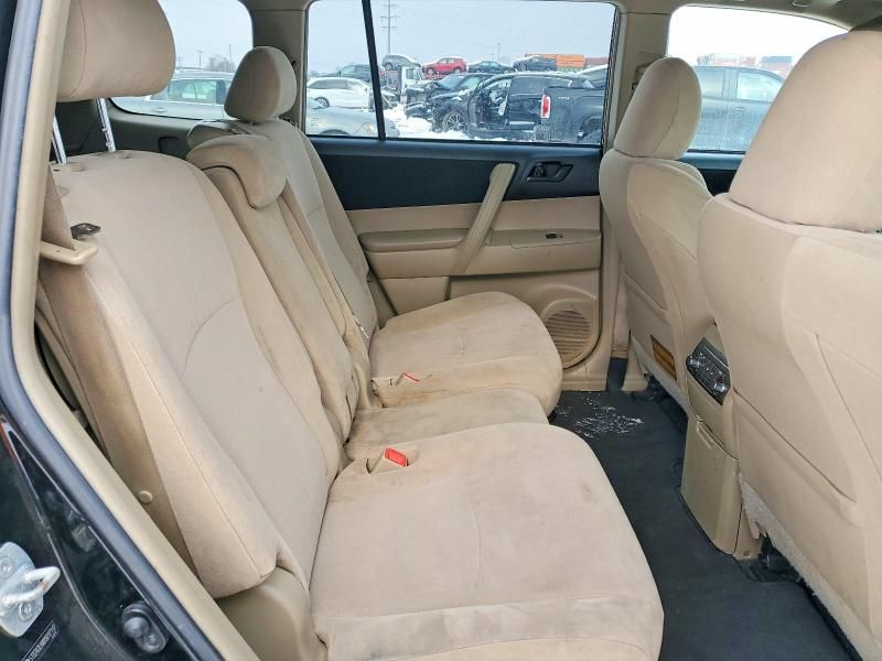 2011 Toyota Highlander Base