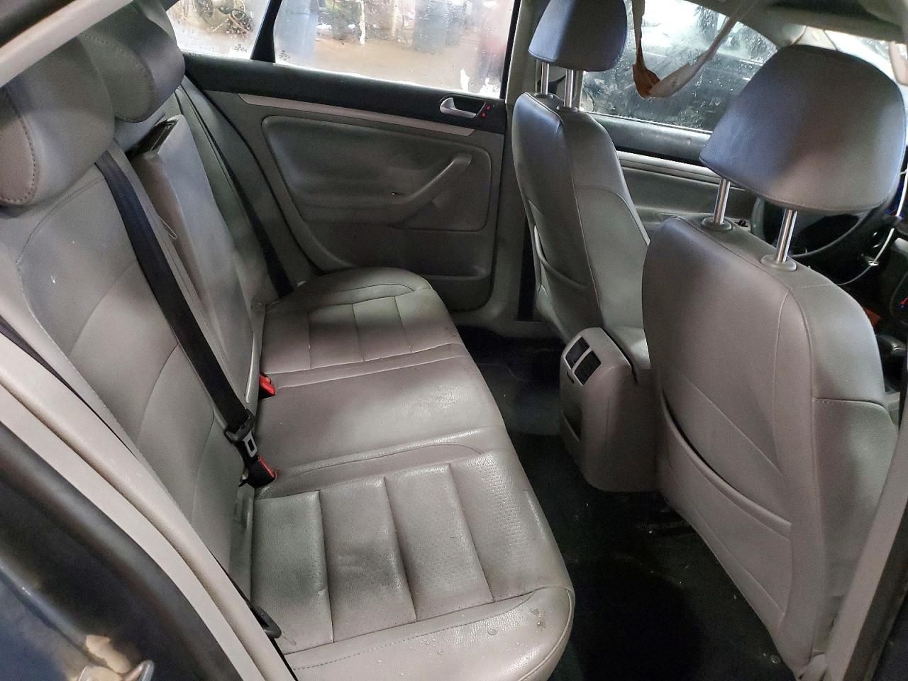 2007 Volkswagen Jetta 2.5 Option Package 1