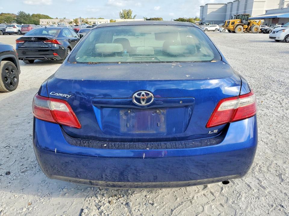 2007 Toyota Camry le