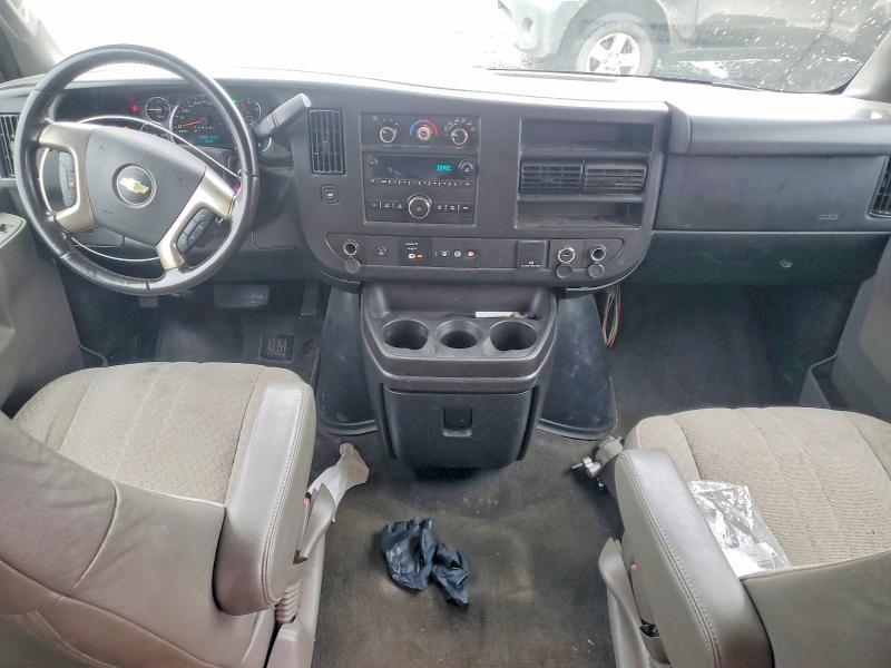 2017 Chevrolet Express G3500 LT