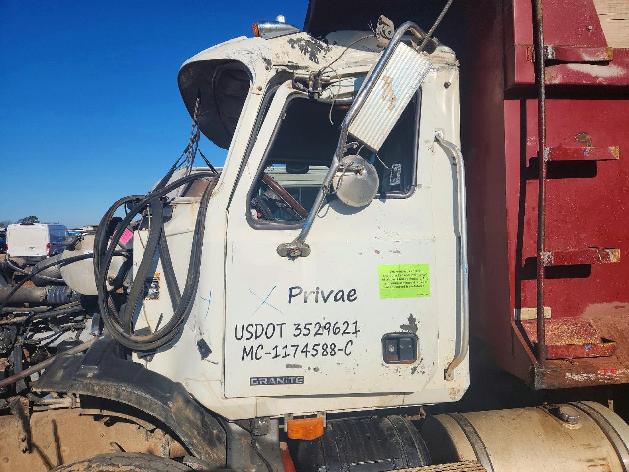 2006 Mack 700 CT700-Dump Truck