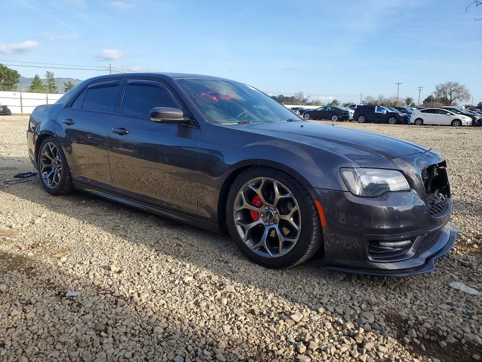 2018 Chrysler 300 s