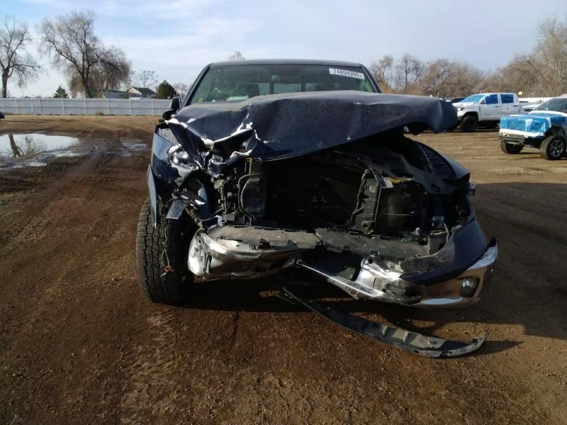 2015 Dodge Ram 1500 slt