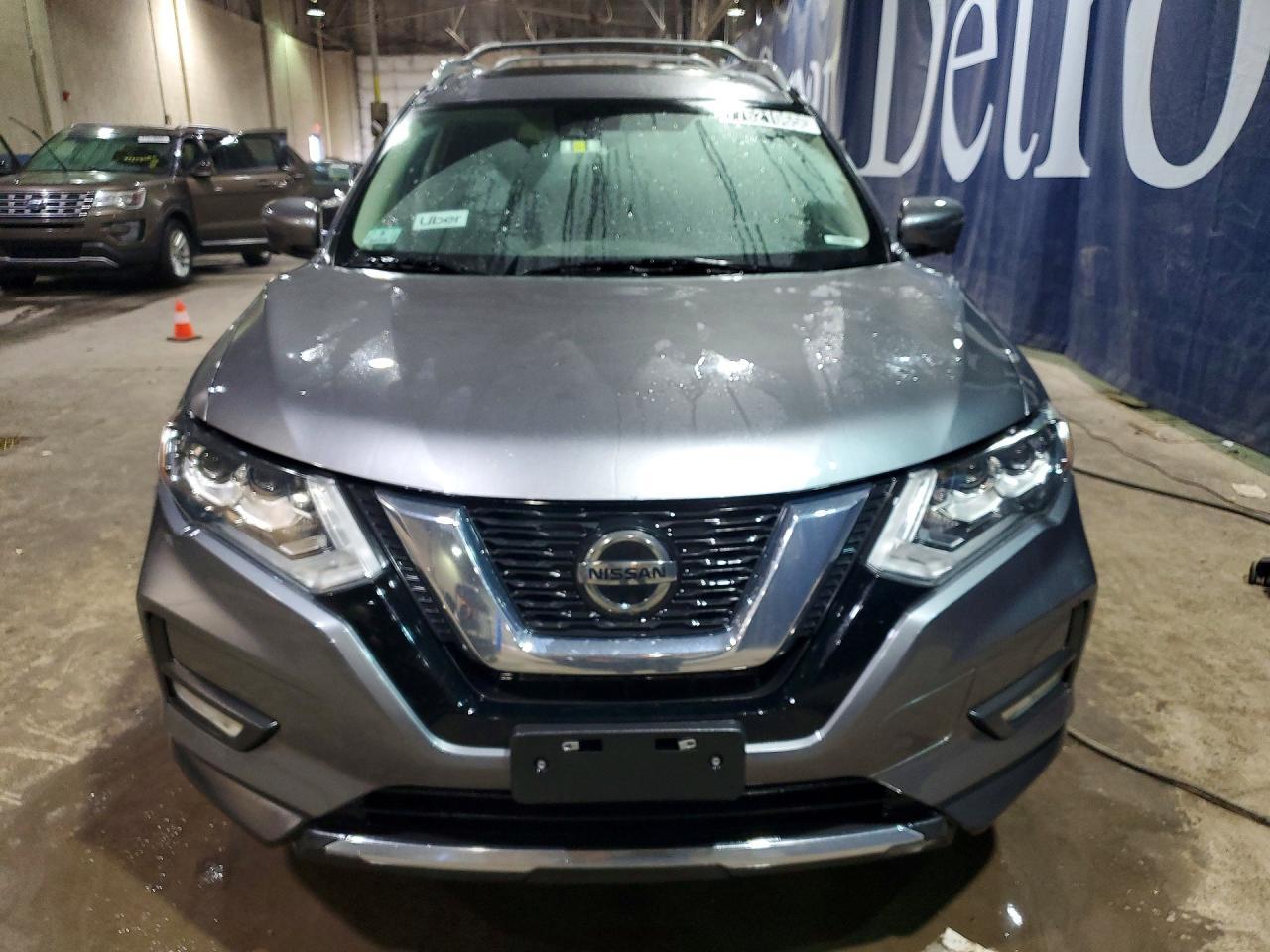 2020 Nissan Rogue s