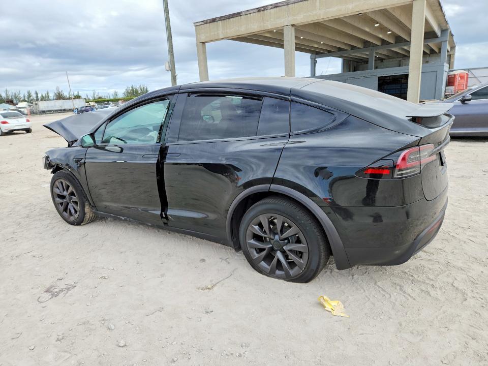 2022 Tesla Model x