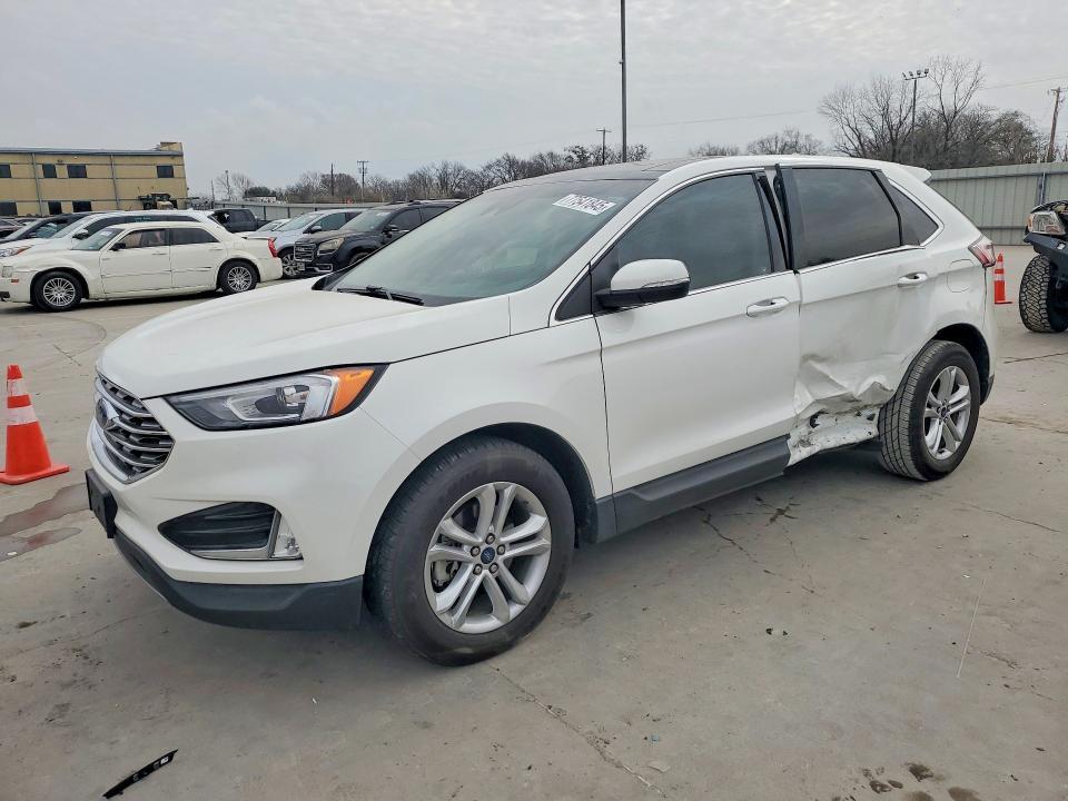 2020 Ford Edge sel