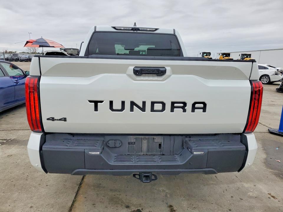 2024 Toyota Tundra Limited HV