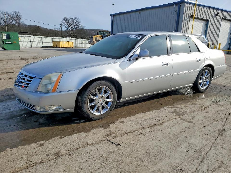 2011 Cadillac DTS