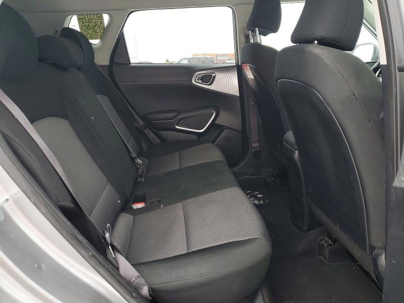 2022 KIA Soul lx