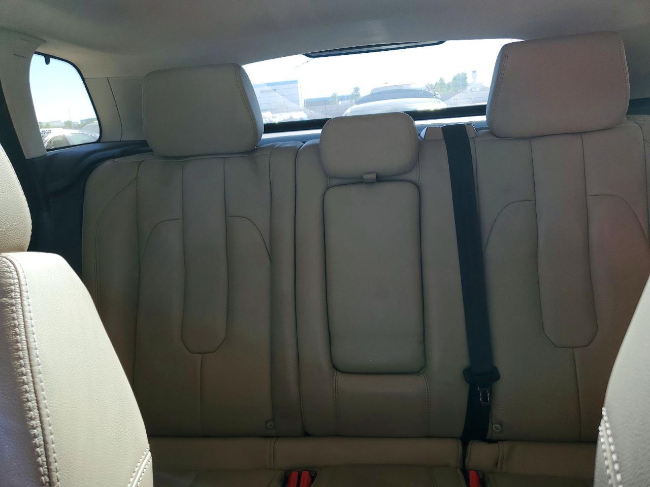 2015 Land Rover Range Rover Evoque Pure Plus