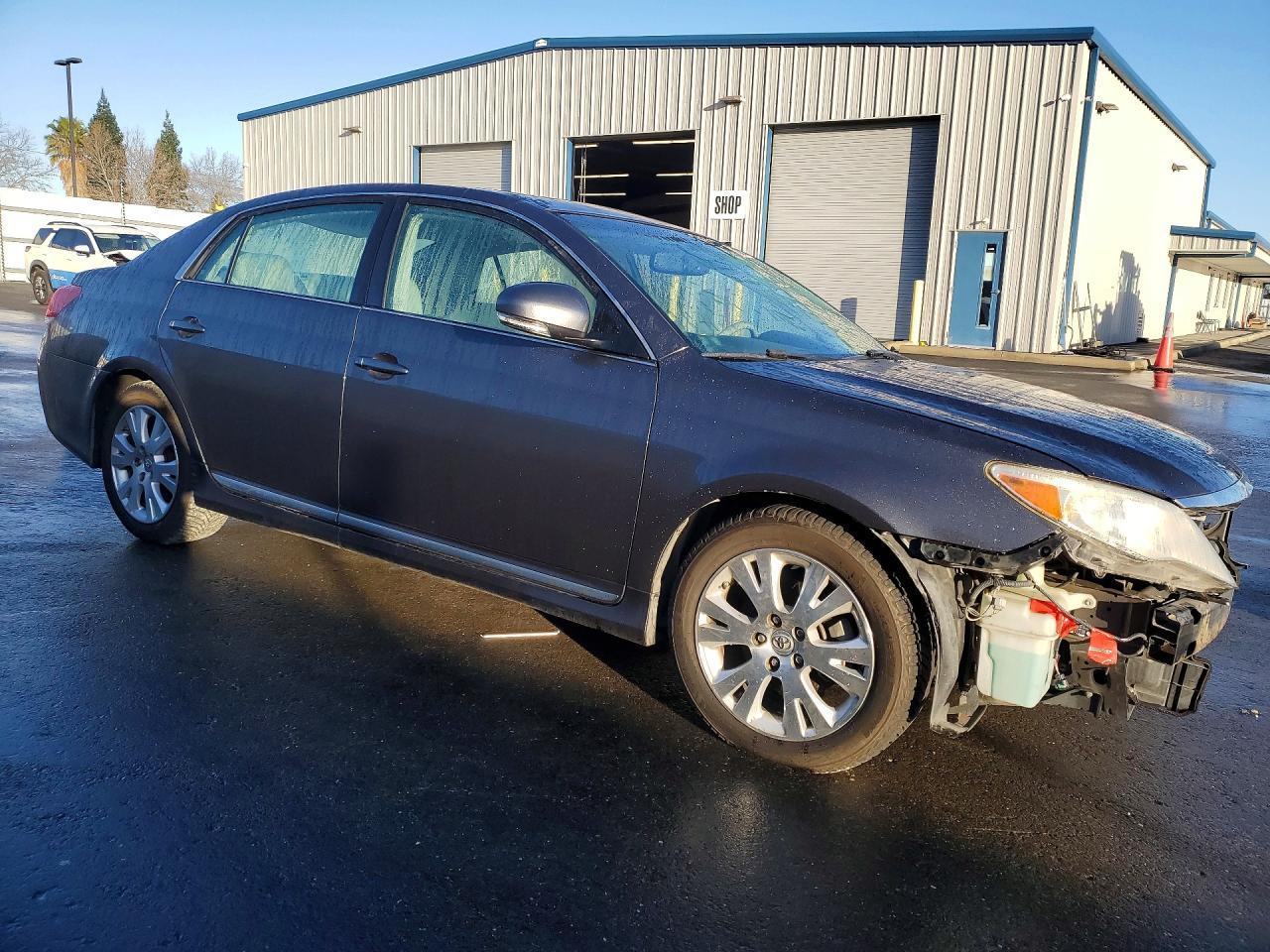 2011 Toyota Avalon Base