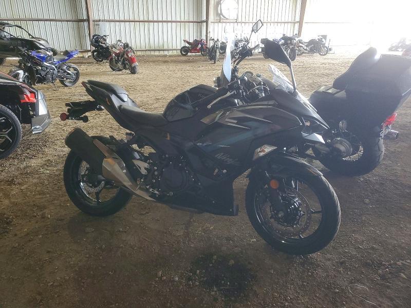 2025 Kawasaki EX500
