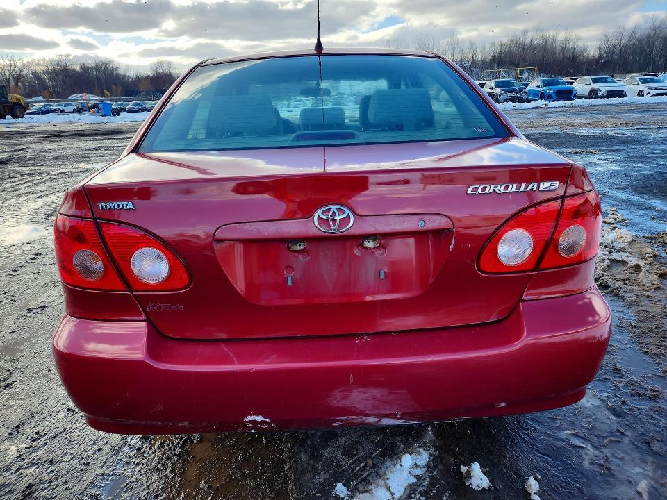 2005 Toyota Corolla le