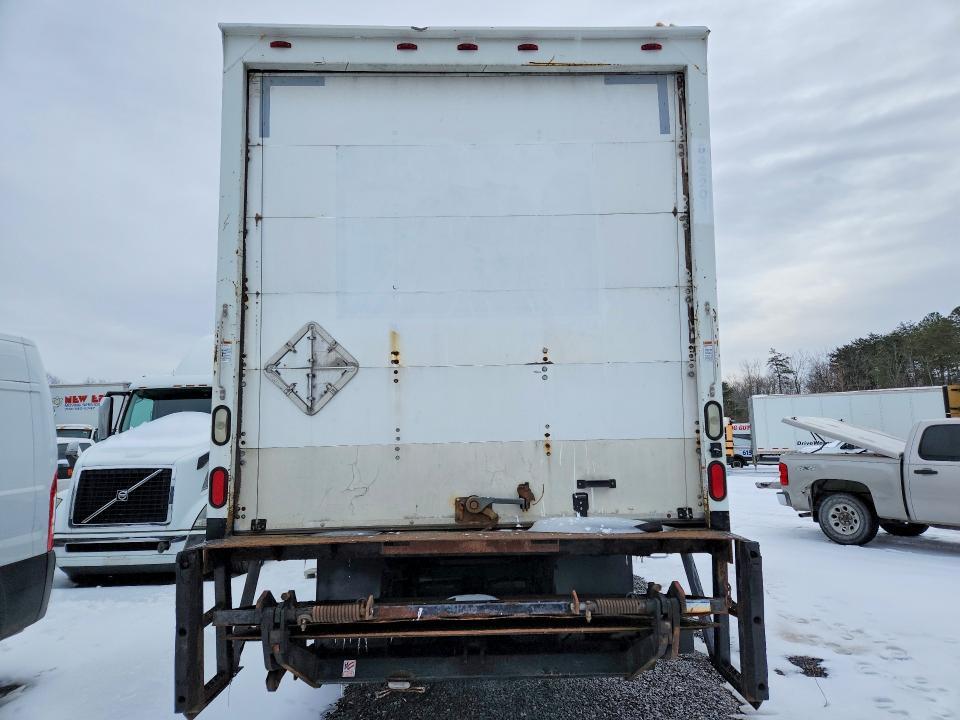 2016 Kenworth T300 BOX Truck