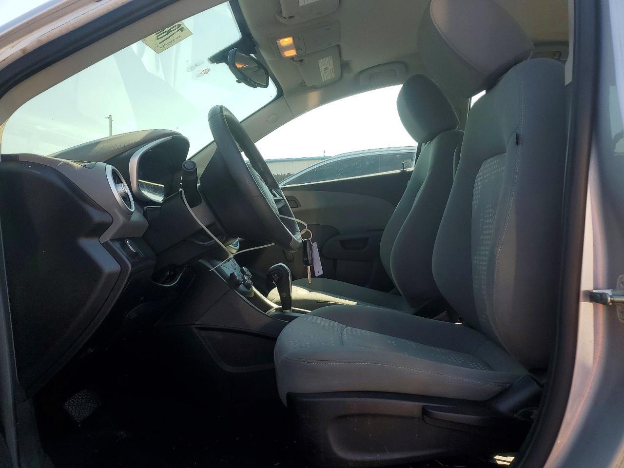 2017 Chevrolet Sonic ls