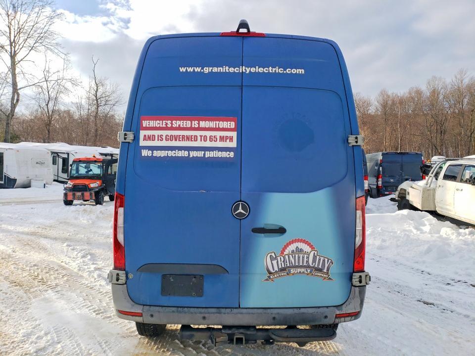 2021 Mercedes-Benz Sprinter 2500 Delivery van