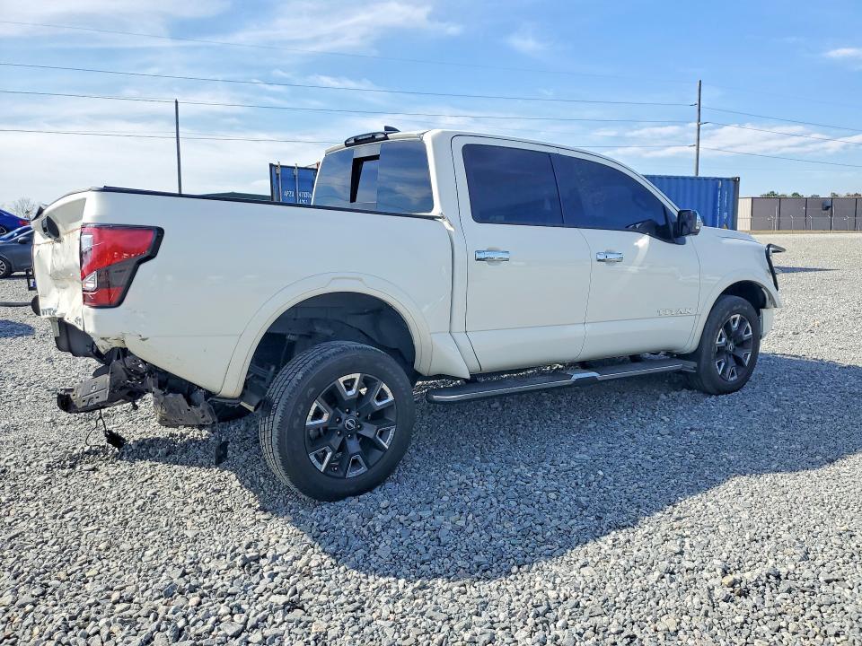2023 Nissan Titan Platinum Reserve
