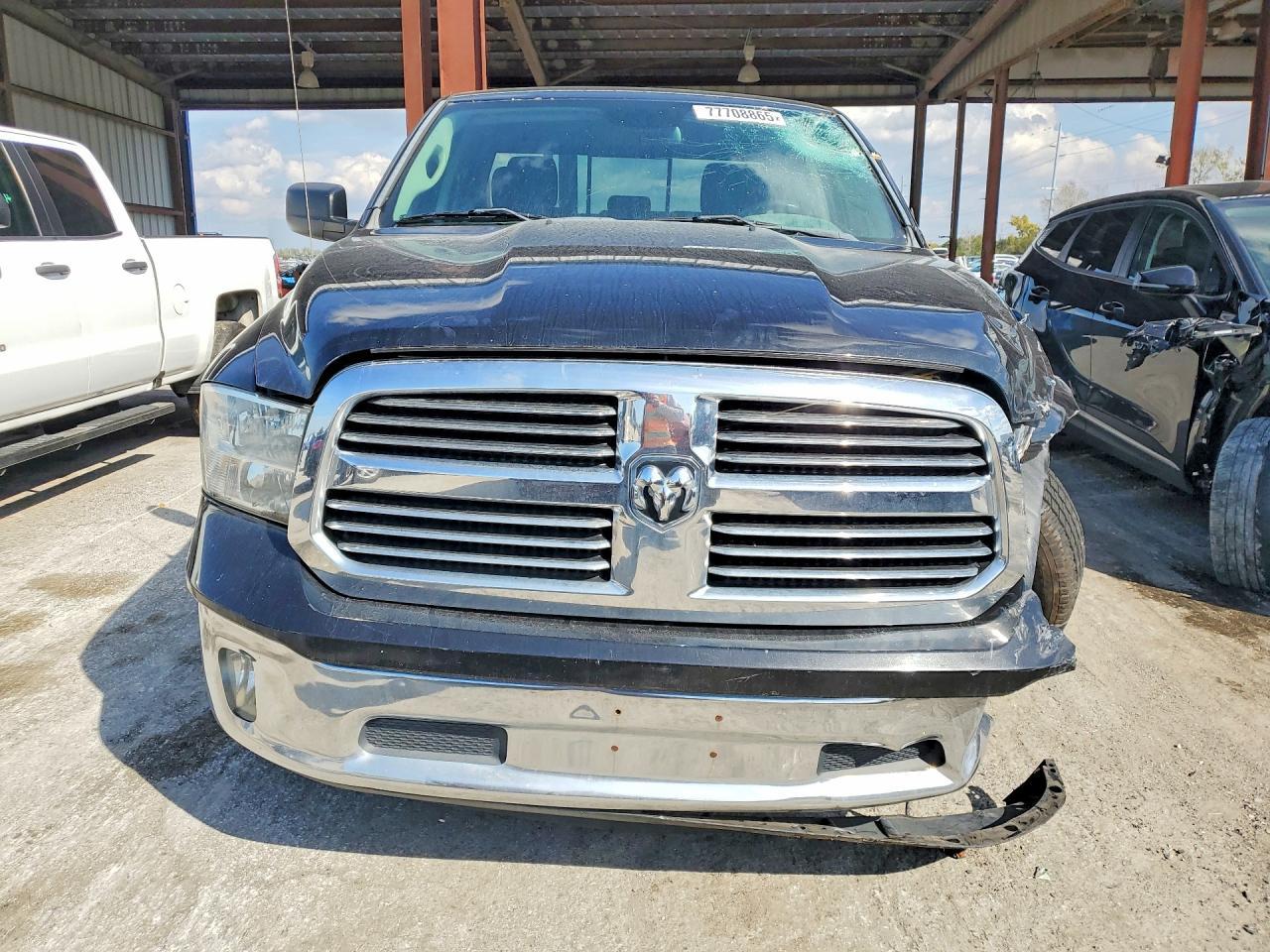 2016 Dodge RAM 1500 SLT
