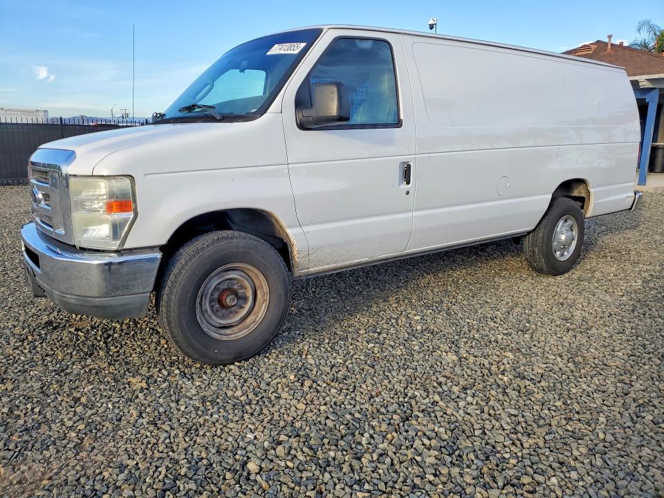 2011 Ford Econoline E350 Super Duty van