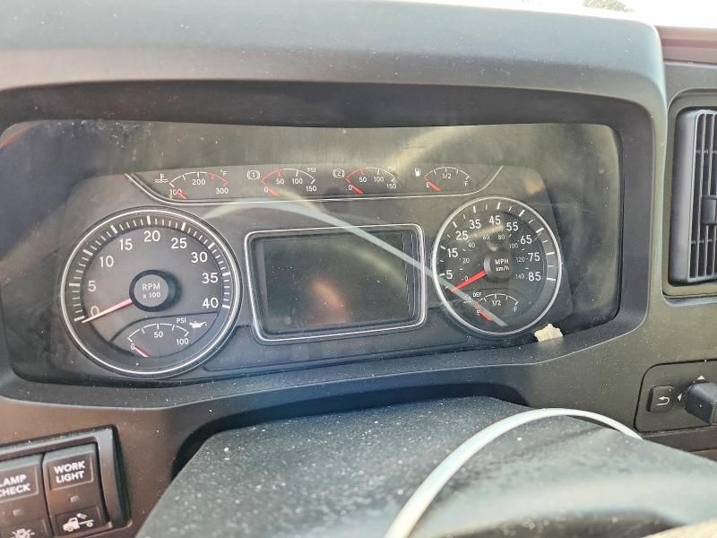 2023 International MV607 Refrigerated BOX Truck