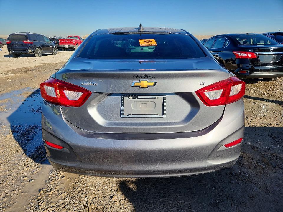 2018 Chevrolet Cruze lt
