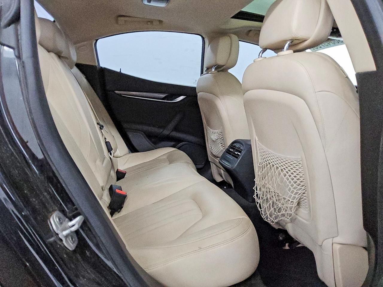 2017 Maserati Ghibli