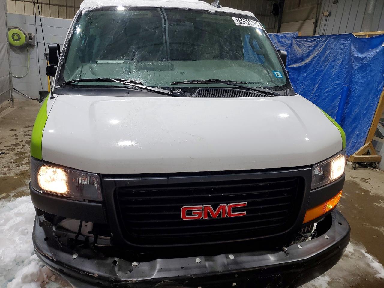 2025 GMC Savana G2500