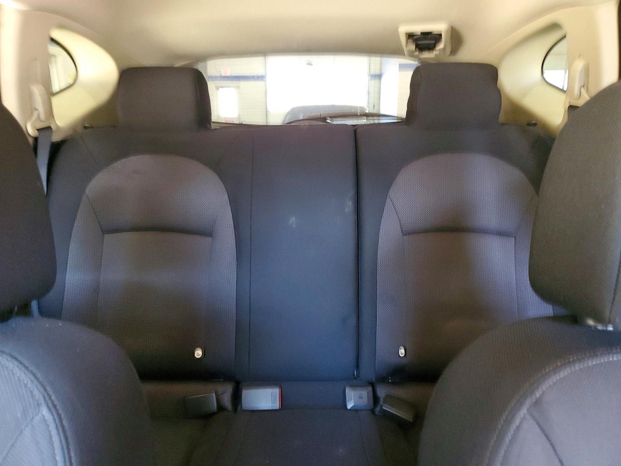 2011 Nissan Rogue s