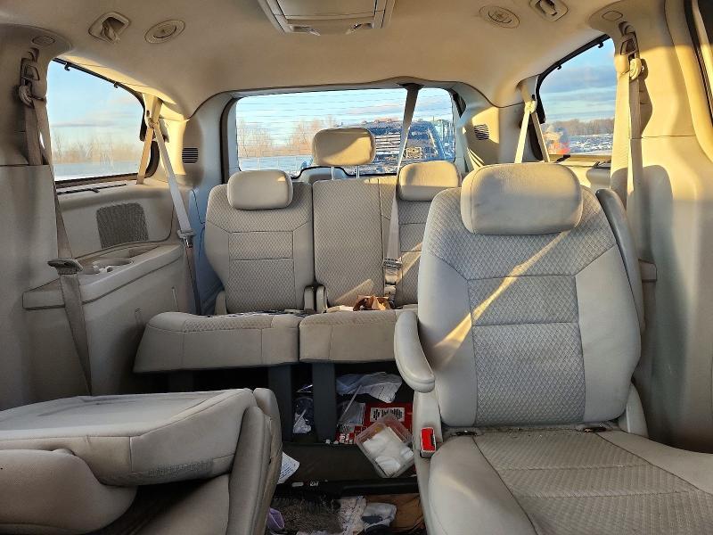 2010 Chrysler Town & Country Touring