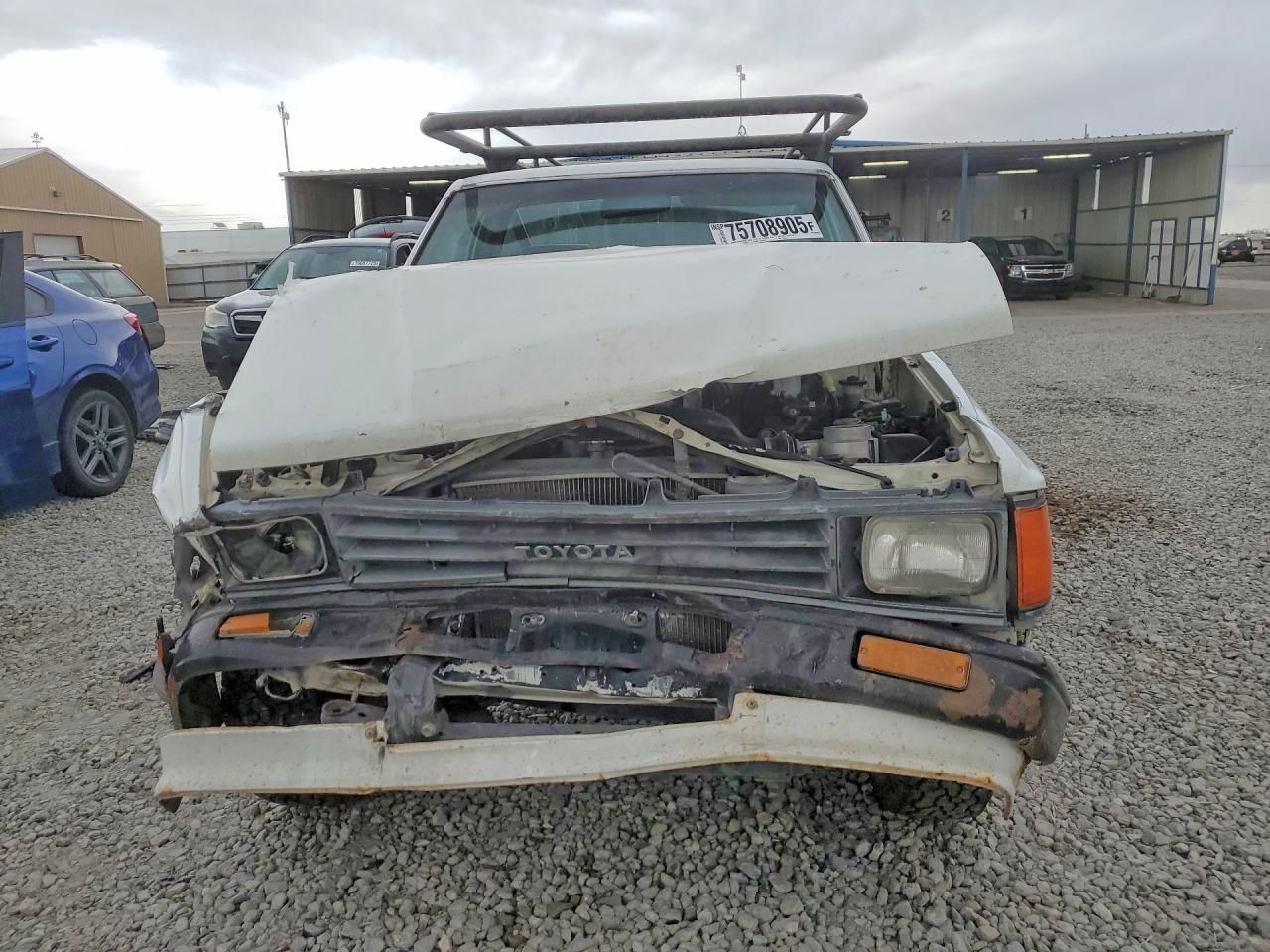 1987 Toyota Pickup 1 TON Long BED RN55