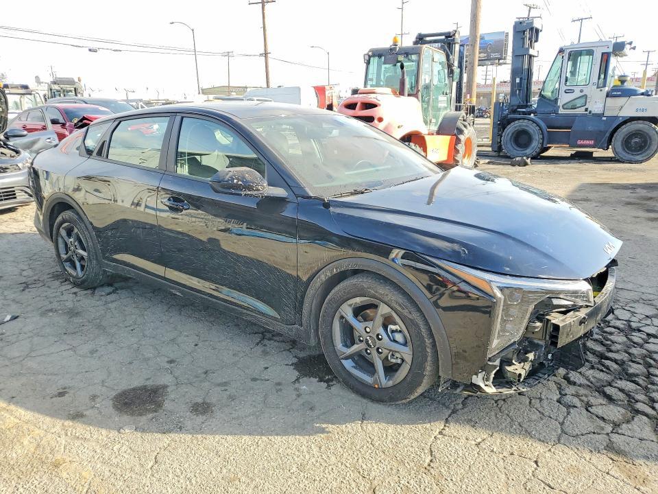 2025 KIA K4 lx