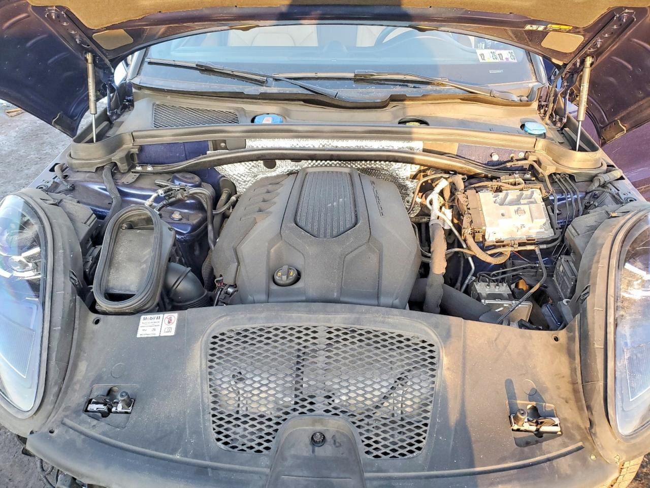 2024 Porsche Macan Base