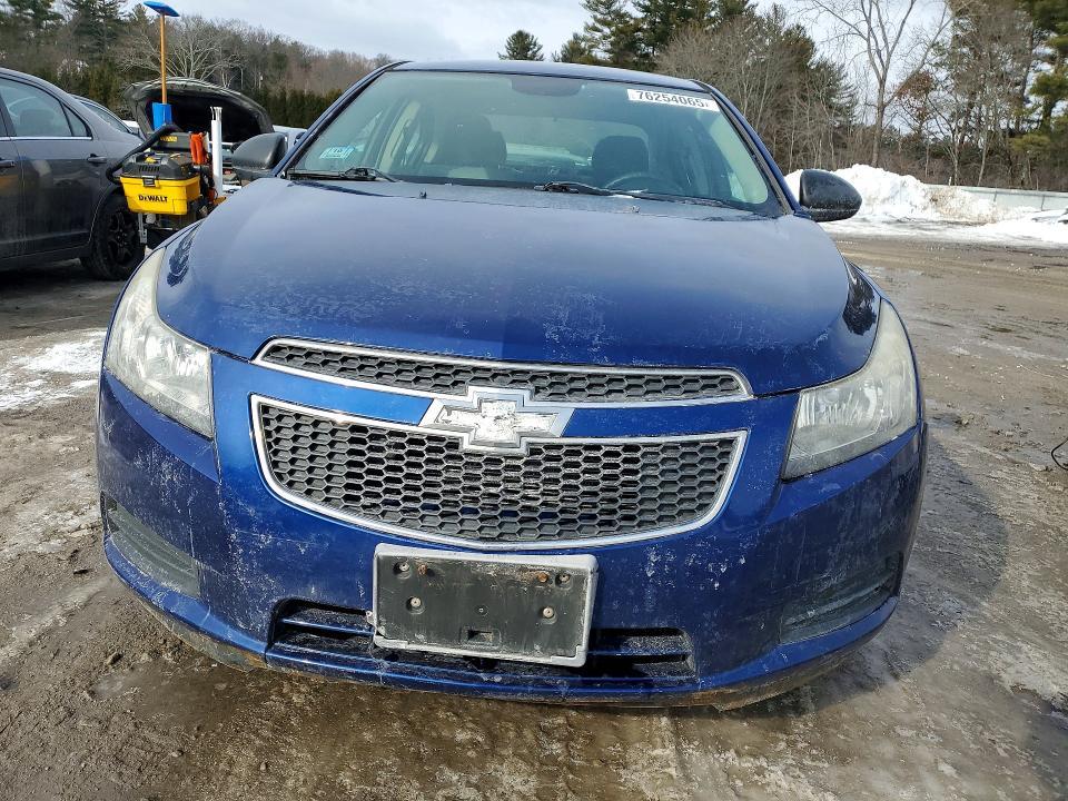 2013 Chevrolet Cruze ls