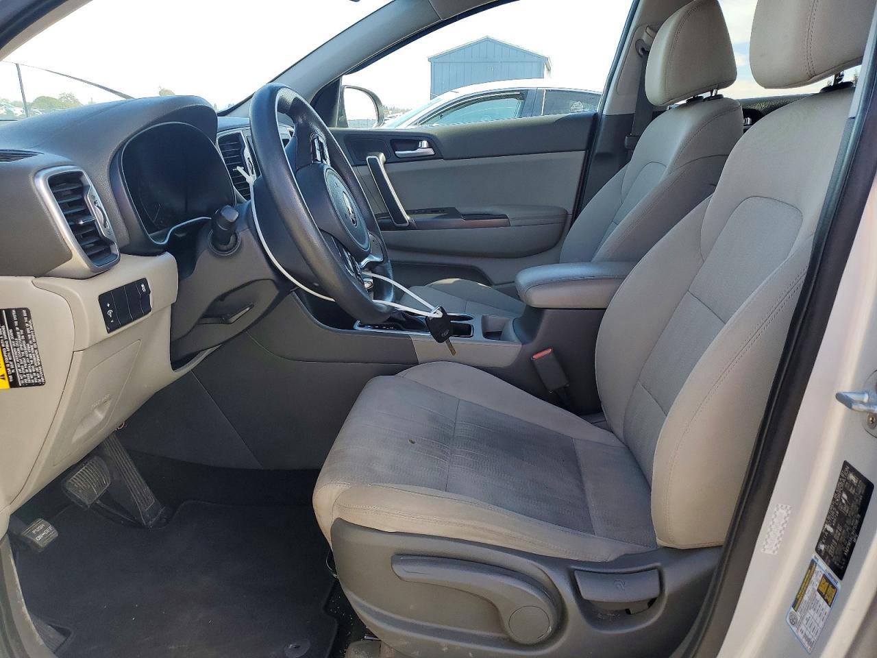 2017 KIA Sportage lx