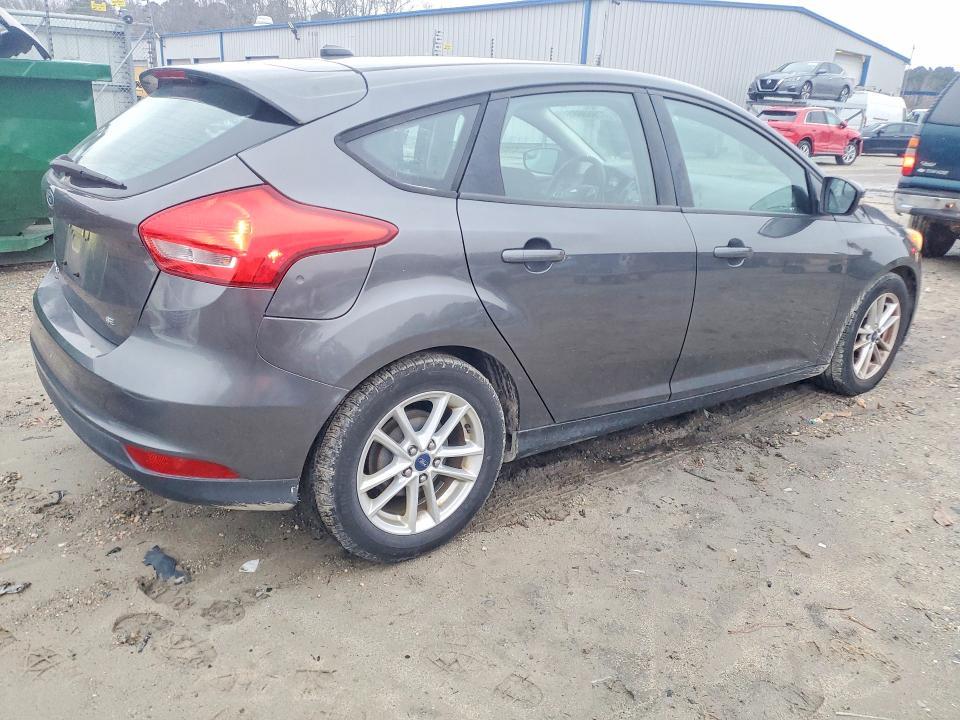 2015 Ford Focus se