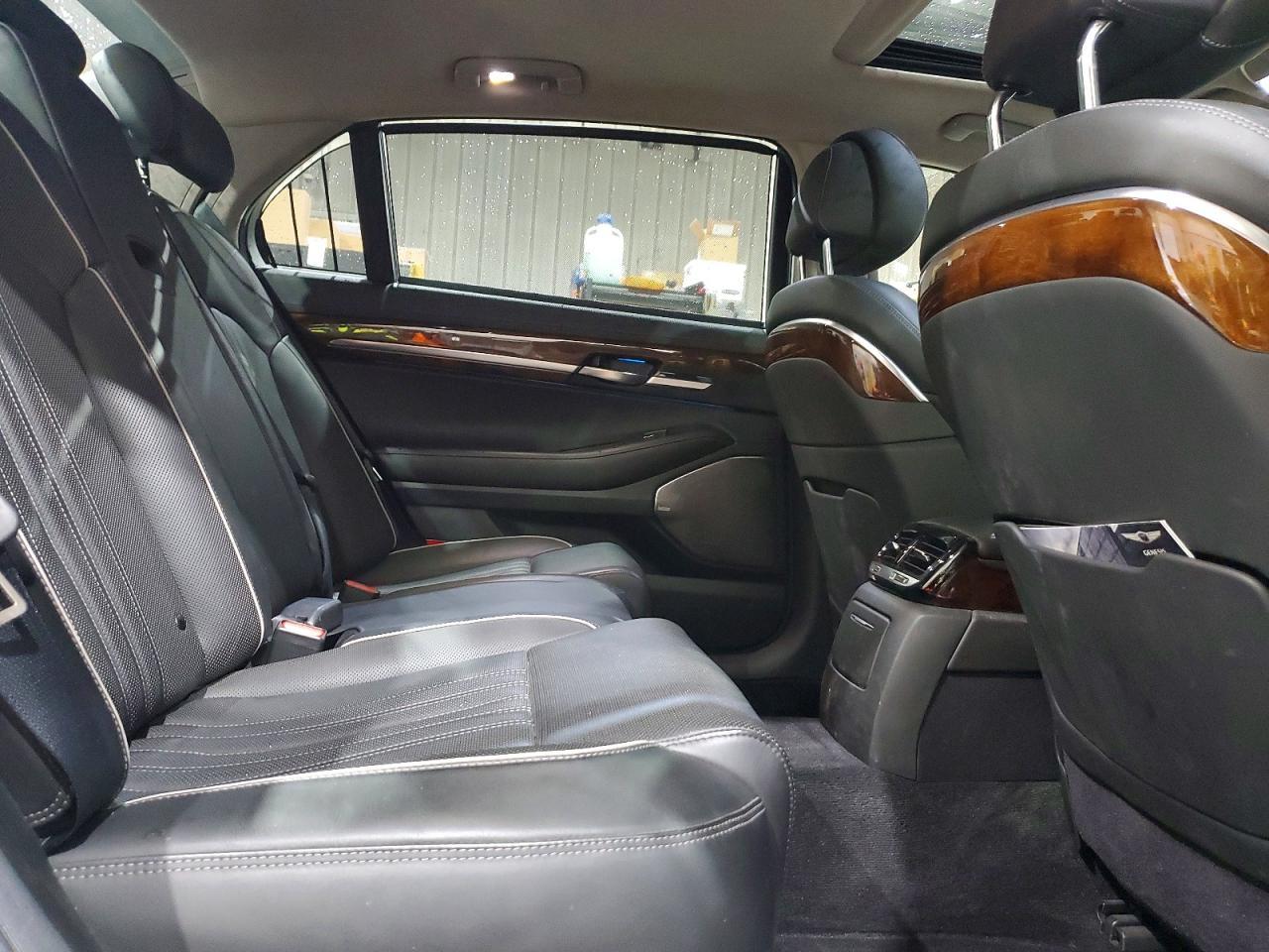 2017 Genesis G90 3.3t Premium