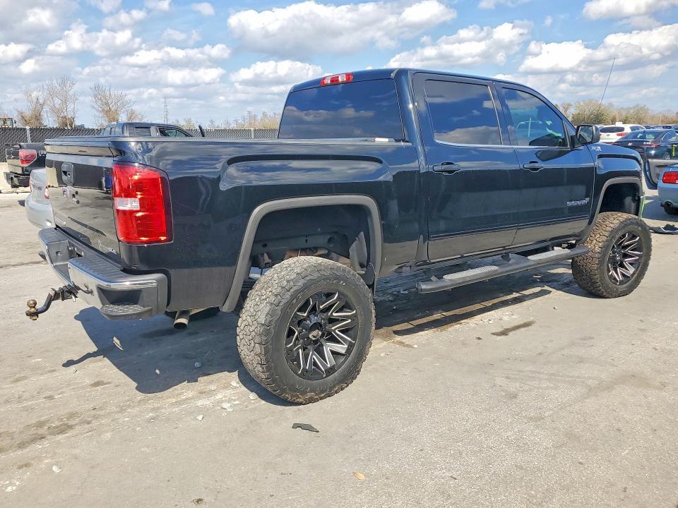 2018 GMC Sierra K1500 SLE