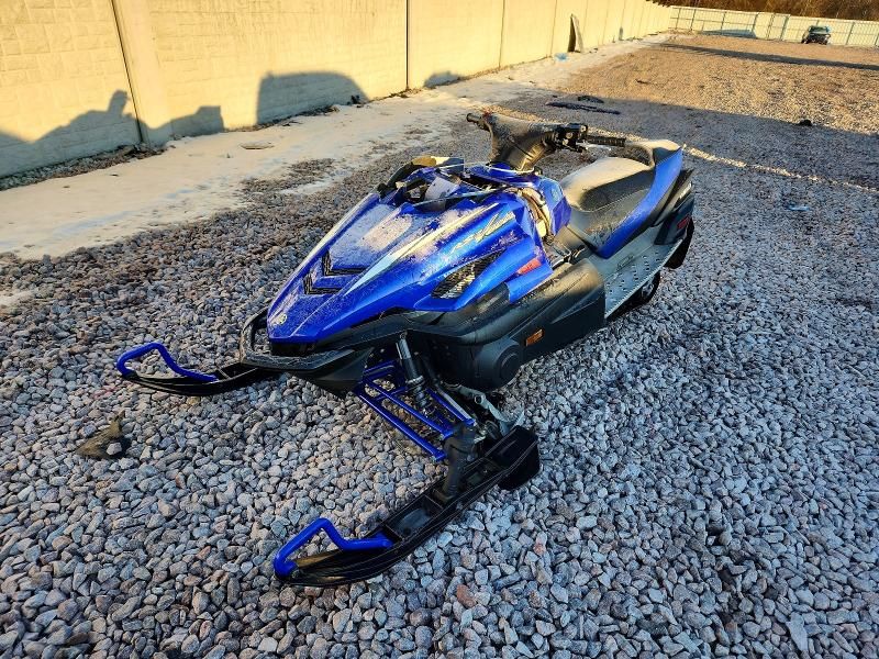2006 Yamaha Snowmobile