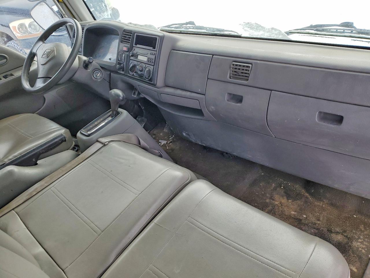 2008 International CF 600